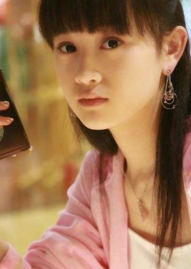 张檬取出假体后,32岁美到让人认不出,网友:杨真真又回来了!