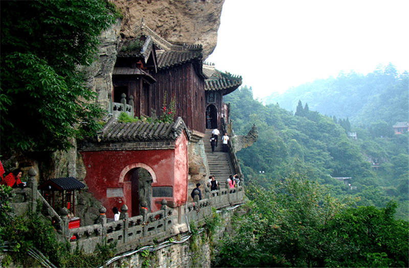 【武当山】中国第一“仙山”，收入是黄山的10倍，我国无人不知道它