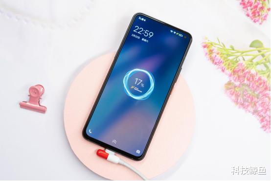 『iqoo3』体验后告诉你:iQOO 3为何成当前换机首选机型?