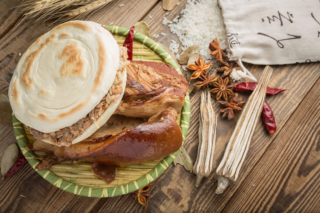 #饮食#减肥期间会引起“瘦胸”?她的体脂率低于12%,还能保持完美身材