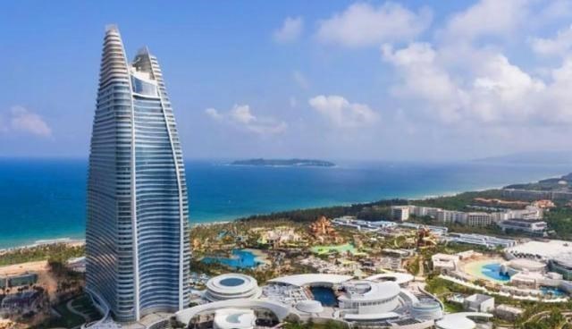 三亚|中国“最成功”的海滨城市，冬天跟夏天一样，备受东北游客青睐