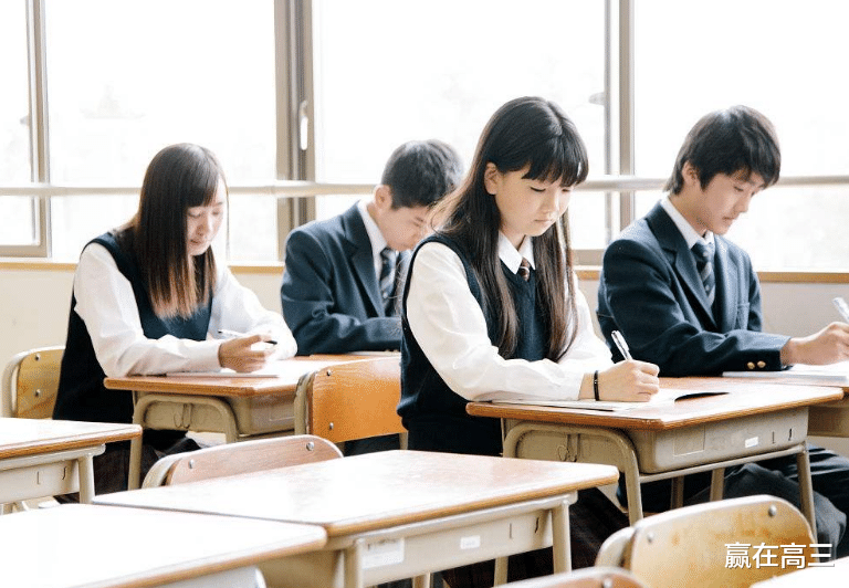 考试|初中是“圈养”，高中是“散养”，你不适应，高一就会遇到大麻烦