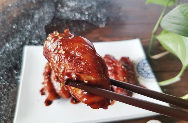 酱油|分享9道红烧菜肴的做法，有鱼有肉，待客硬菜，节日家宴必备菜肴