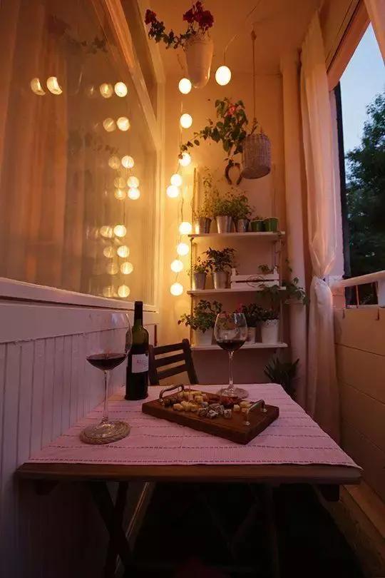 如果想要阳台改造成书房？那么前期要这么做，四点不能漏！