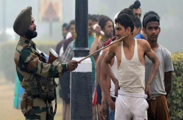 军人|各国军人肌肉大PK，美军线条粗犷，我军结实强壮，你喜欢哪款？