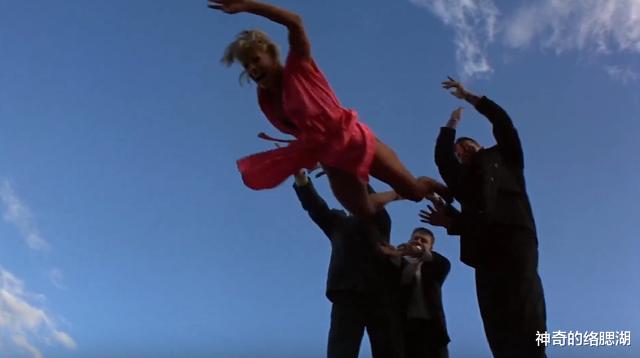 洪金宝|洪金宝与嘉禾的最后一次合作，翻拍了一部老片，助成龙再战好莱坞