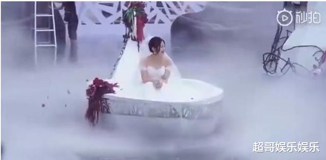陈妍希▲陈晓的婚姻，都是陈妍希一个人在秀