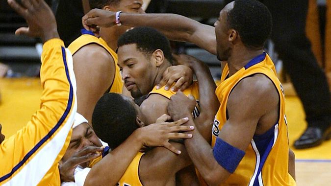 「罗伯特·霍里」史上最成功的角色球员！比乔丹还多一个冠军，7枚戒指无一打酱油