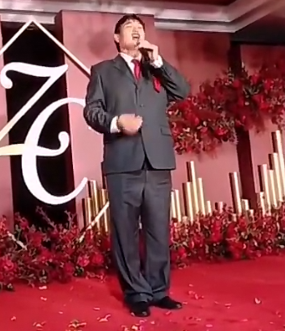 朱之文|大衣哥朱之文的儿子结婚，新娘看到网友们跟拍，态度看出修养