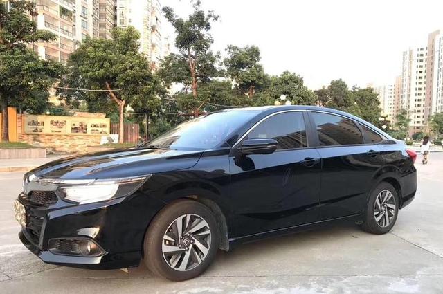 本田雅阁|本田“小雅阁”已经尽力了,百公里4个油,还买啥朗逸