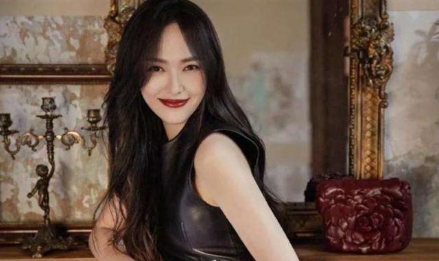 唐嫣|唐嫣10年前高速堵车合照对比，让人怀疑，真的是同一个人吗？