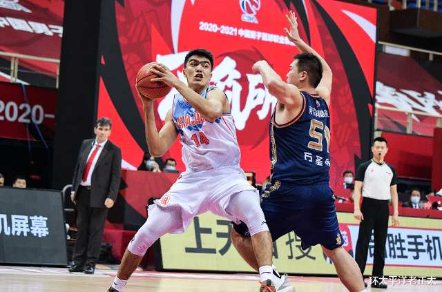 新疆男篮|致命的2-20！CBA网红队连续两场末节崩盘，惨遭争冠劲旅22分血洗