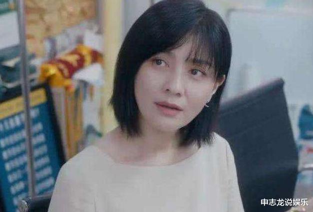 「胡可」26岁入行30岁被黄晓明抛弃，36岁嫁给沙溢，45岁的胡可成最大赢家