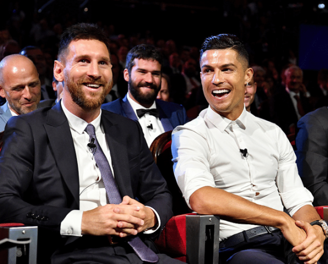 巴塞罗那@巴萨就是比皇马更有人情味,他们从来没有,强迫功勋球员离开