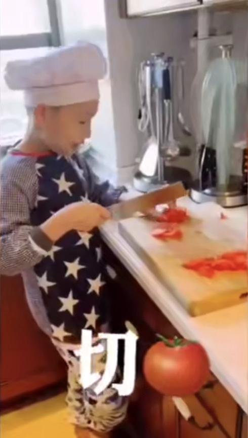 林永健|林永健晒10岁儿子近况,林大竣变钢琴神童,宋丹丹对其疼爱有加