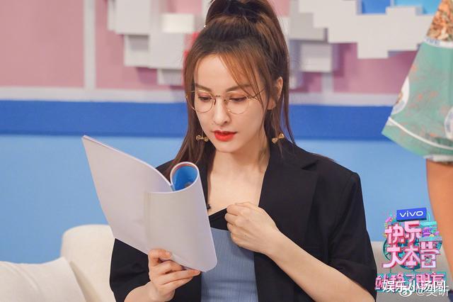 吴昕|吴昕被问道：你觉得自己拖快乐大本营后腿吗？她16字回答让人心疼