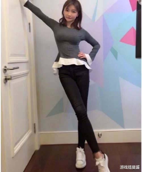 『韩懿莹』Miss节目效果拉满：骚男直播间学塞班叫，Miss笑的花枝乱颤