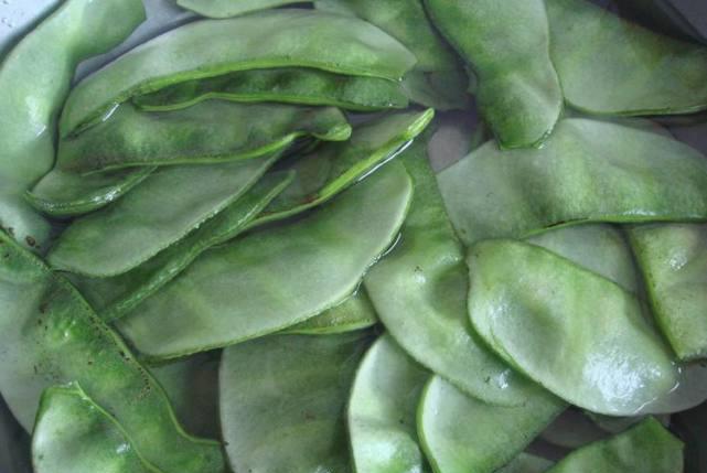 扁豆|这菜，我家一年吃几十斤，清脆鲜嫩，赶走湿气，家人常吃脾胃好