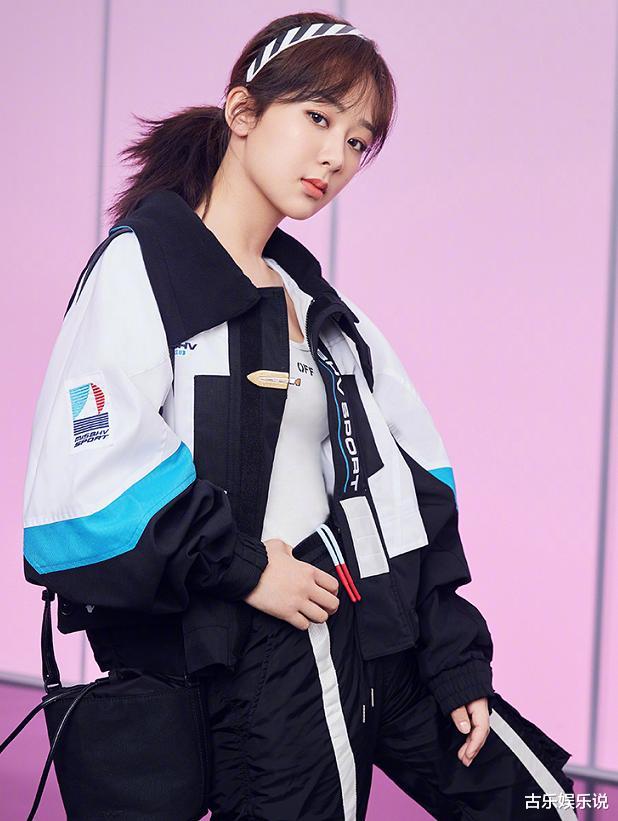 杨紫|“矮大壮”杨紫减肥成功了，一根皮带勒出A4腰，身材像极了18岁！