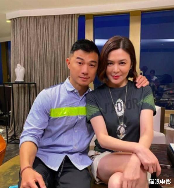 关之琳▲57岁关之琳疑与男模相恋，半月约3次如胶似漆！两人合影却不搭调