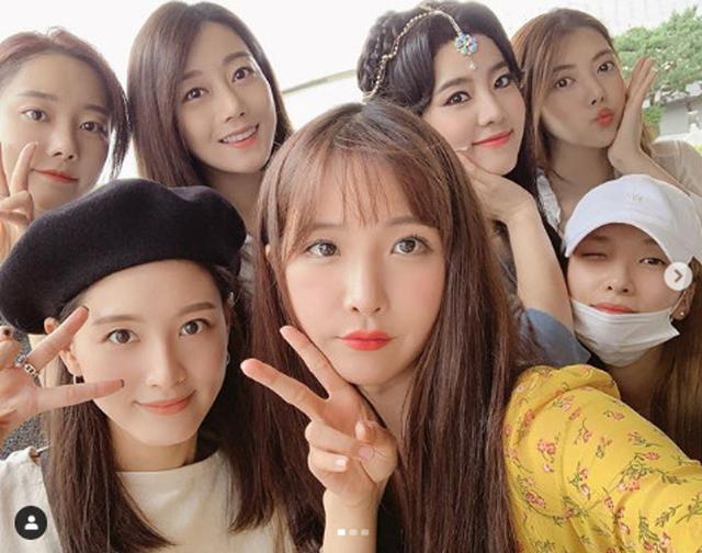 韩国女团|与AOA完全相反！盘点7队感情超好的韩国女团