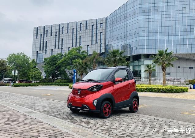 宝骏e100：9.9元试驾\小精灵\E100，能遮风挡雨，开100KM才6块，想换车了