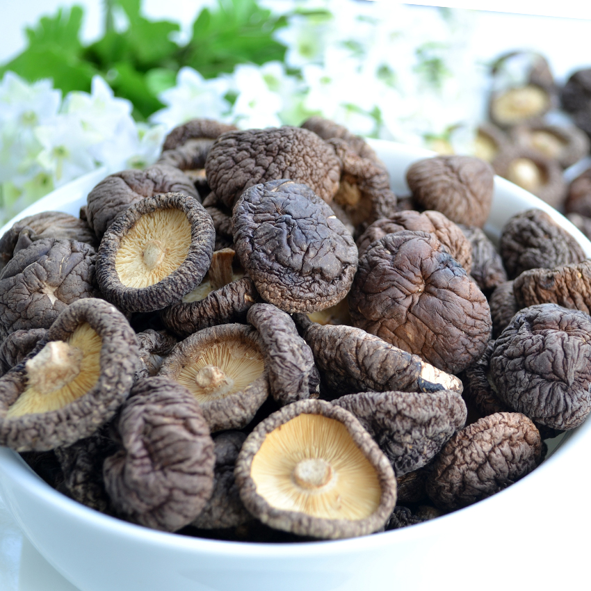 『癌细胞』一旦确诊“癌症”，这4种菜多往嘴里“塞”，或抑制“癌细胞”更长寿