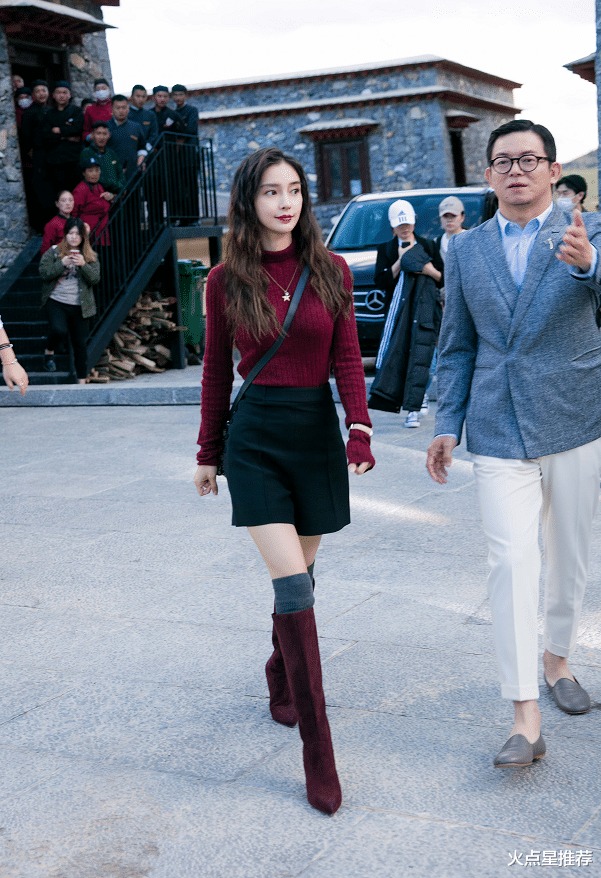 『Angelababy』baby跑男路透生图被疯传，谁注意她脚上穿的啥，黄晓明给你选的？