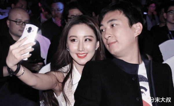 [戚薇]王思聪初见戚薇就向其表白，被戚薇反撩：我敢离婚你敢娶吗