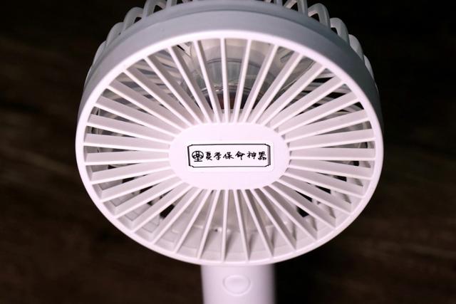 机箱|标签随心打印，驰腾贴贴乐便携家用标签机评测