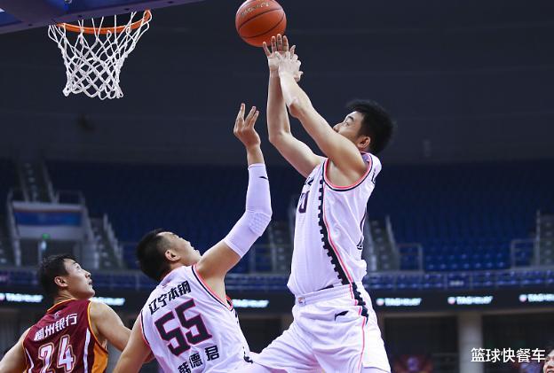 #辽宁男篮#33分钟合砍1分!郭士强终于绝望了 辽宁这锋线还有的救吗?