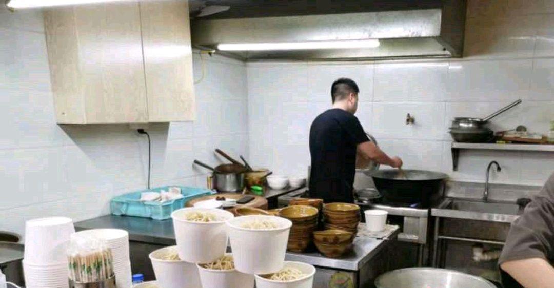 牛肉|嘉兴老牌牛肉冷面，一天卖400碗，你吃过他家吗？