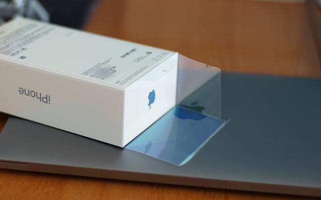 「iphone xr」感谢iPhone9，这款iPhone降价2300，双卡双待+面部识别