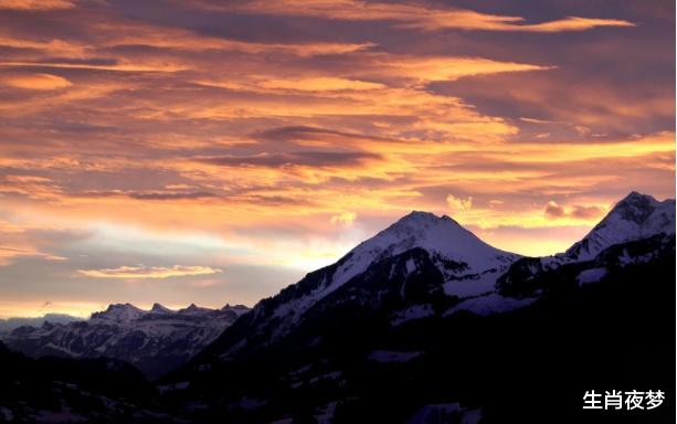 金牛座|10月，为情所困的三大生肖，不忍分离，痴心再续前缘，我要将你，抱在怀里