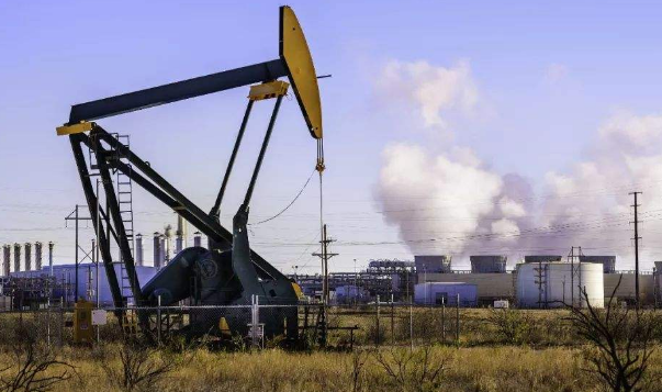 石油|石油疯狂涨价，为何中国却加大购买力度？美国有“苦”说不出