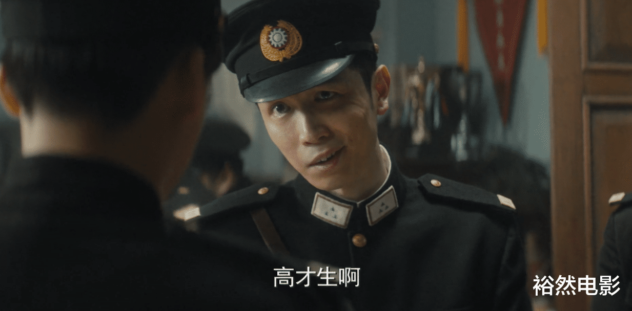 李易峰|让李易峰在剧里端茶送水扫厕所，《隐秘而伟大》你是真敢拍！