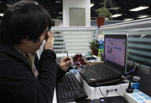 淘宝|科技界“利马”出征！200吋超清巨幅仅2999，王者玩家：绝