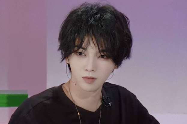 华晨宇|华晨宇这首歌“全程脏话”，却没有一个差评？是因为歌词太真实