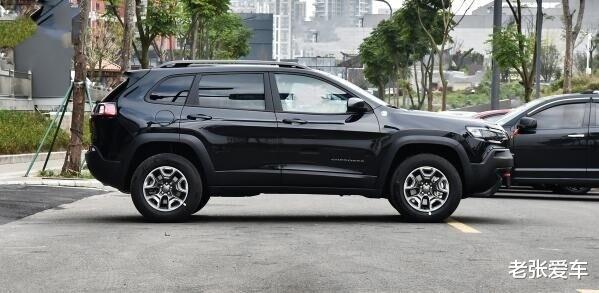 jeep自由光|开它比Q5L舒服，7年前卖52万买不起，如今跌至15万，买CRV后悔了