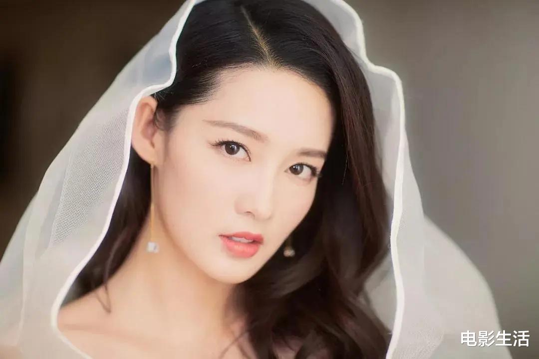 李沁|李沁《庆余年》《狼殿下》爆款不断！却仍未被捧红，问题出在哪？