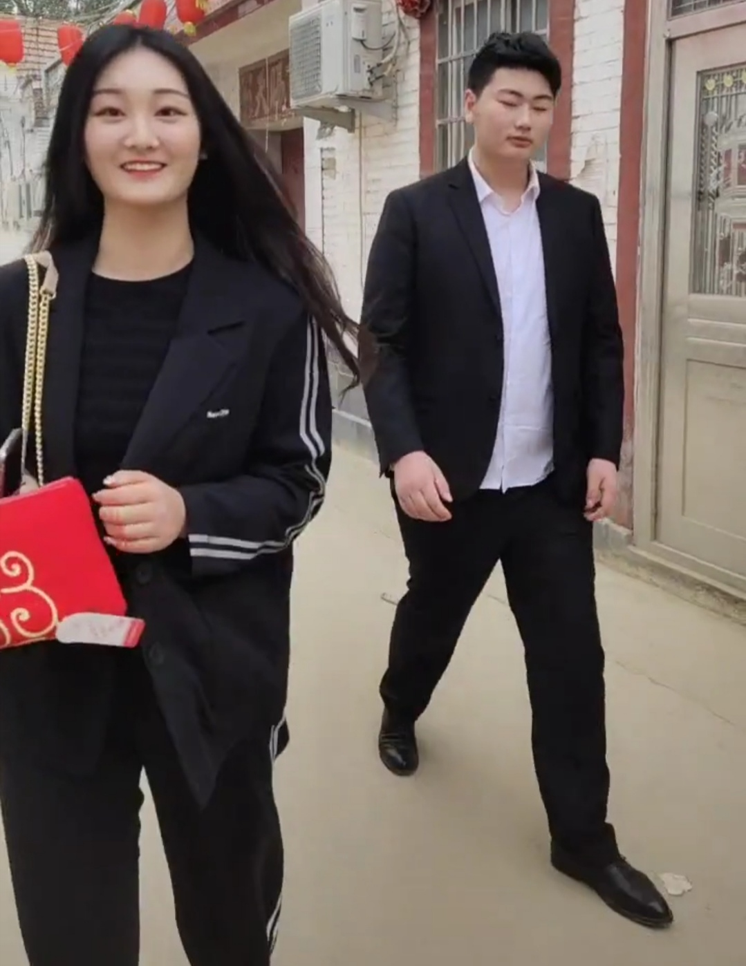 朱之文|大衣哥的儿媳妇长得像女明星杨钰莹？卸妆之后更漂亮，端庄又美丽