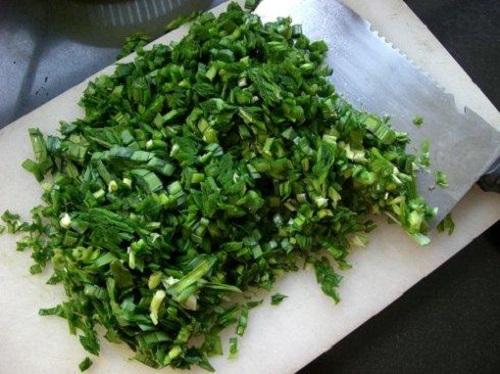 猪蹄▲它被誉为“淡水鲍鱼”，含钙量是海参的好几倍，才卖8块钱一斤！