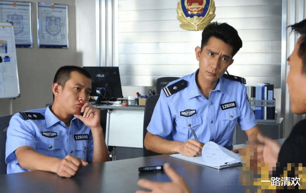 靳东@明明只是客串，却硬生生把角色“演”成了主演的5部电视剧