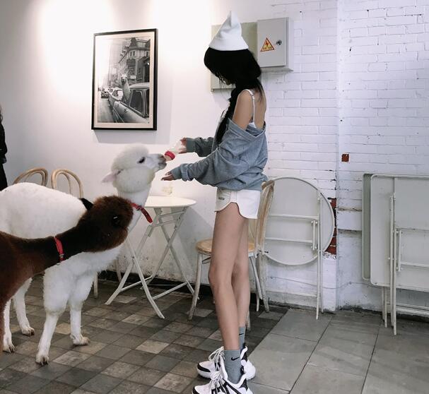 陈意礼|千万网红挑战旗袍失败，苗条身材变“壮妇”, 这是要去打拳？