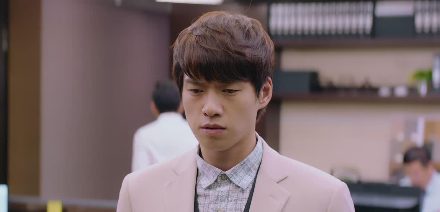 平凡的荣耀|《平凡的荣耀》没感觉到荣耀，只有满满的恶意，全员人设成败笔