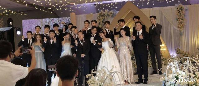杨紫|杨紫李现合体拍结婚照，“佟言”夫妇大婚现场，客串新剧路透图