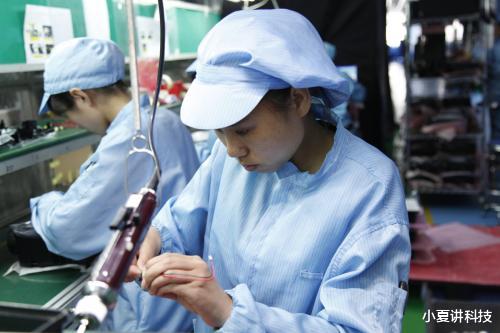 阿里巴巴▲马云发出警告，未来50%工作岗位将淘汰，包括人人向往的“铁饭碗”