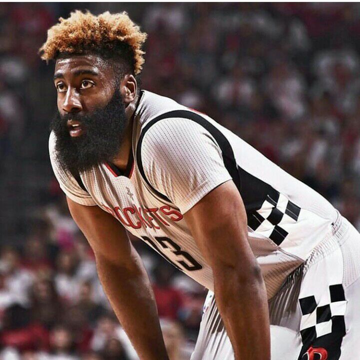 [迈克尔·乔丹]乔丹拒绝2小时1亿美元合同，哈登：我2亿赌上职业生涯