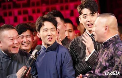 郭德纲@德云社五位老先生不登台，每月领上万工资，郭德纲面对质疑一句话服众