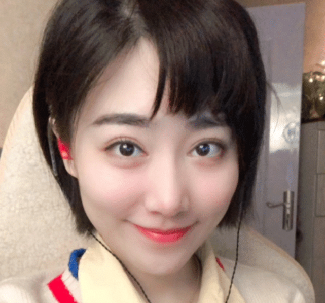 「那英」曾一晚获土豪打赏二百多万，参加好声音遭疯抢，后来成夺冠热门